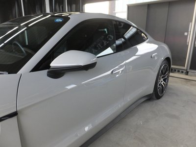 صورة مصغرة 9 لـ 2024 Porsche TAYCAN