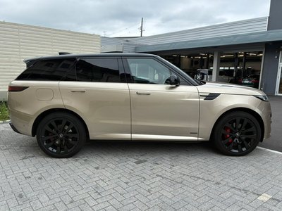2024 LAND Rover RANGE ROVER SPORT photo 10