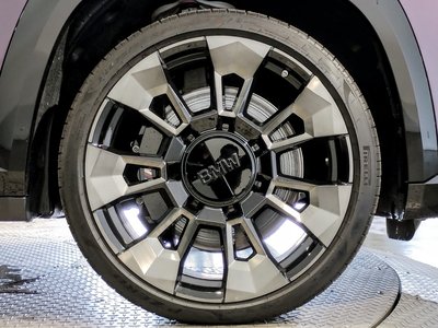2025 BMW XM thumbnail 71