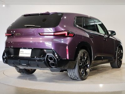 2025 BMW XM thumbnail 9