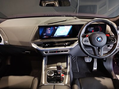 2025 BMW XM thumbnail 21