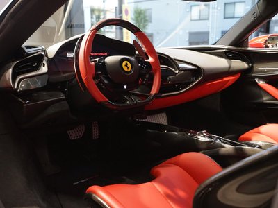 2023 Ferrari SF90 STRADALE — фото 8