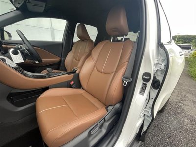 صورة 27 لـ 2024 Lexus LBX