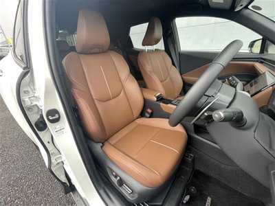 صورة 25 لـ 2024 Lexus LBX