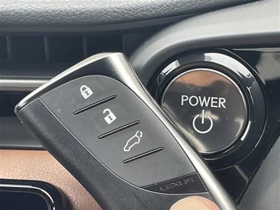 صورة 24 لـ 2024 Lexus LBX