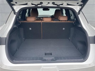 صورة 29 لـ 2024 Lexus LBX