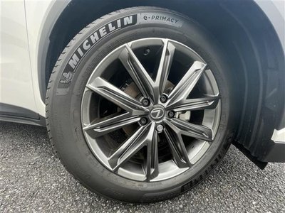 صورة 40 لـ 2024 Lexus LBX