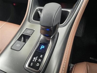 صورة 15 لـ 2024 Lexus LBX