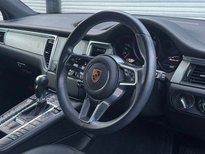 2017 Porsche MACAN — миниатюра 24