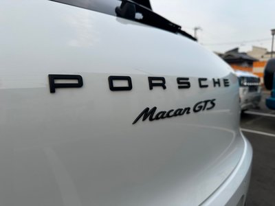 2017 Porsche MACAN — миниатюра 14