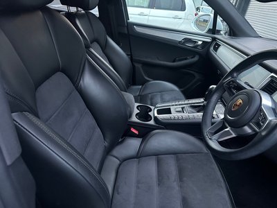 2017 Porsche MACAN — миниатюра 31