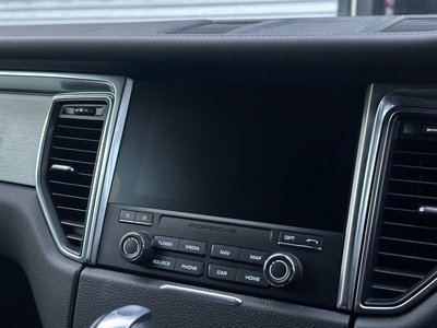 2017 Porsche MACAN — миниатюра 37