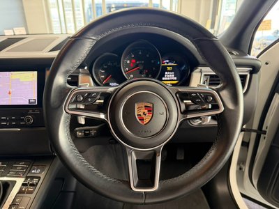 2017 Porsche MACAN — миниатюра 63