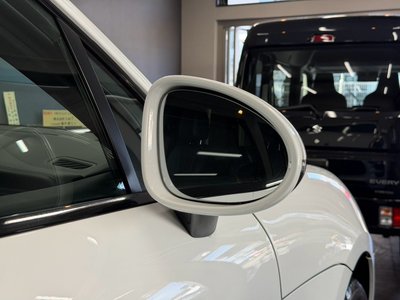 2017 Porsche MACAN — миниатюра 28