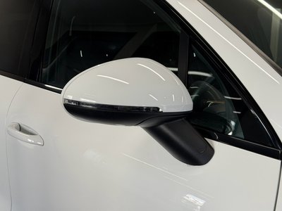 2017 Porsche MACAN — миниатюра 25