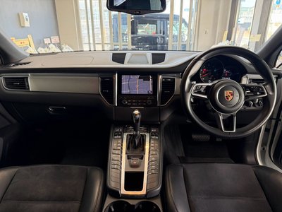 2017 Porsche MACAN — миниатюра 70