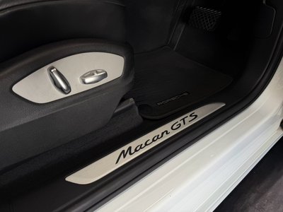 2017 Porsche MACAN — миниатюра 36