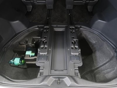 صورة 32 لـ 2023 Toyota ALPHARD