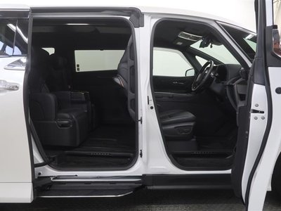 صورة 15 لـ 2023 Toyota ALPHARD