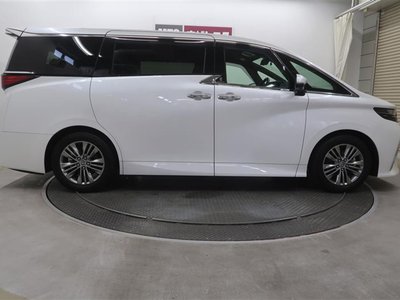 صورة 10 لـ 2023 Toyota ALPHARD