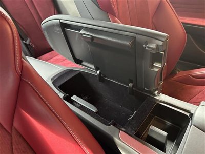 صورة 16 لـ 2017 Lexus LC