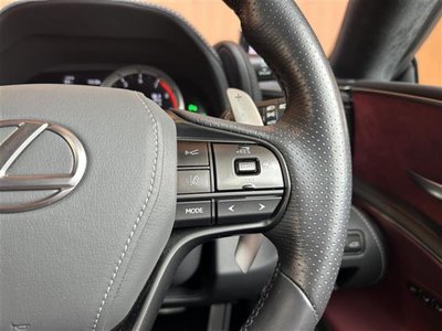 صورة 20 لـ 2017 Lexus LC