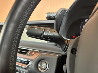 صورة 21 لـ 2017 Lexus LC