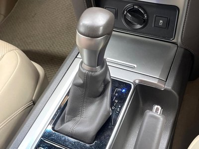 صورة مصغرة 58 لـ 2023 Toyota LAND CRUISER PRADO