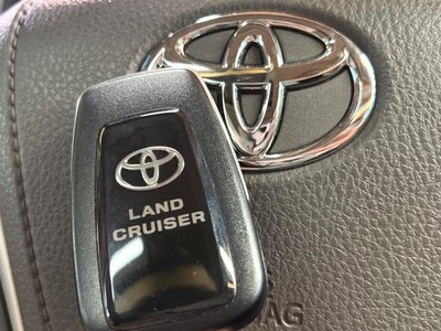 صورة مصغرة 47 لـ 2023 Toyota LAND CRUISER PRADO