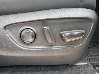 2024 Toyota LAND CRUISER 300 thumbnail 23