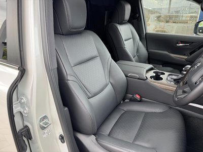 2024 Toyota LAND CRUISER 300 thumbnail 45