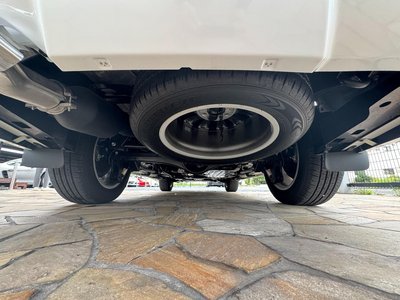 2024 Toyota LAND CRUISER 300 thumbnail 40
