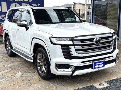 2024 Toyota LAND CRUISER 300 photo 7