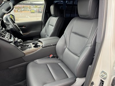 2024 Toyota LAND CRUISER 300 thumbnail 46