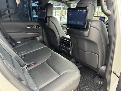 2024 Toyota LAND CRUISER 300 thumbnail 47