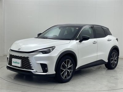 2025 Lexus LBX thumbnail 37