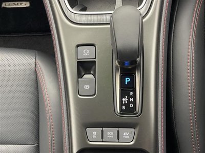 2025 Lexus LBX photo 13