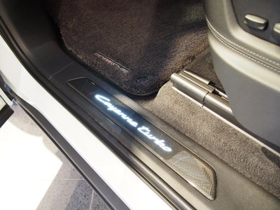 2024 Porsche CAYENNE thumbnail 54