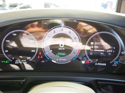2024 Porsche CAYENNE thumbnail 41