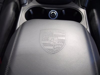 2024 Porsche CAYENNE thumbnail 49