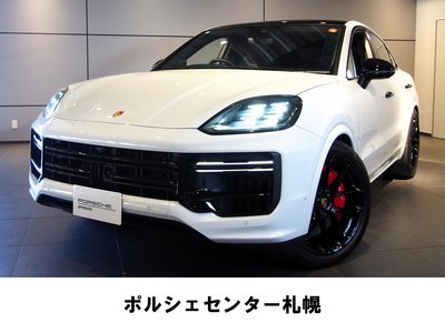 2024 Porsche CAYENNE photo 2
