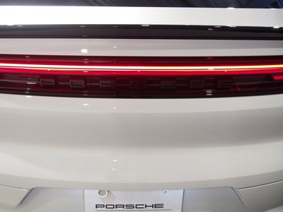 2024 Porsche CAYENNE thumbnail 23