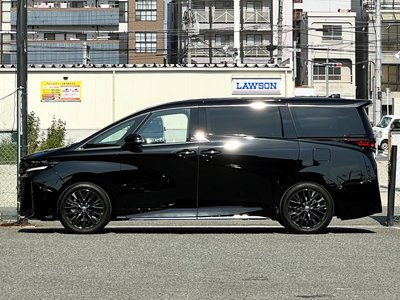 2024 Toyota VELLFIRE photo 6