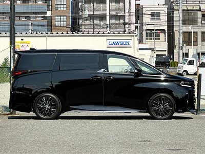 2024 Toyota VELLFIRE photo 4