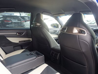 2016 Lexus GS F photo 70