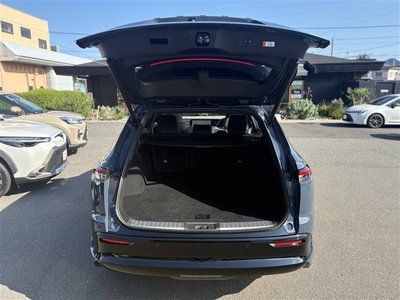 صورة 8 لـ 2026 Toyota CROWN ESTATE