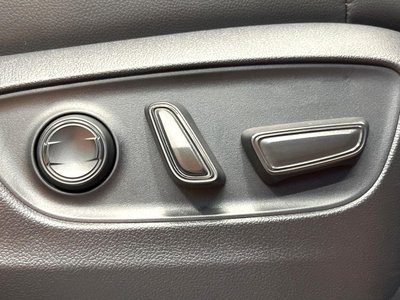 صورة 29 لـ 2025 Toyota LAND CRUISER 250