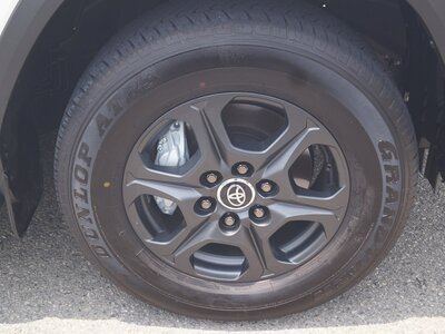 صورة 12 لـ 2024 Toyota LAND CRUISER 300