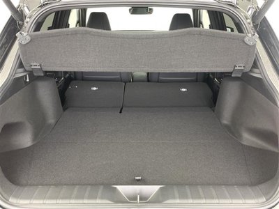 صورة 37 لـ 2025 Lexus LBX