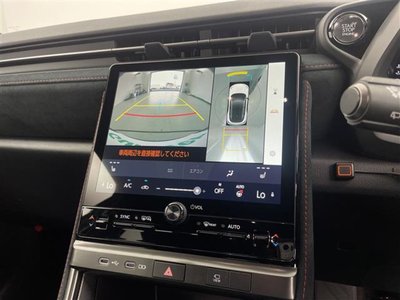 صورة 4 لـ 2025 Lexus LBX